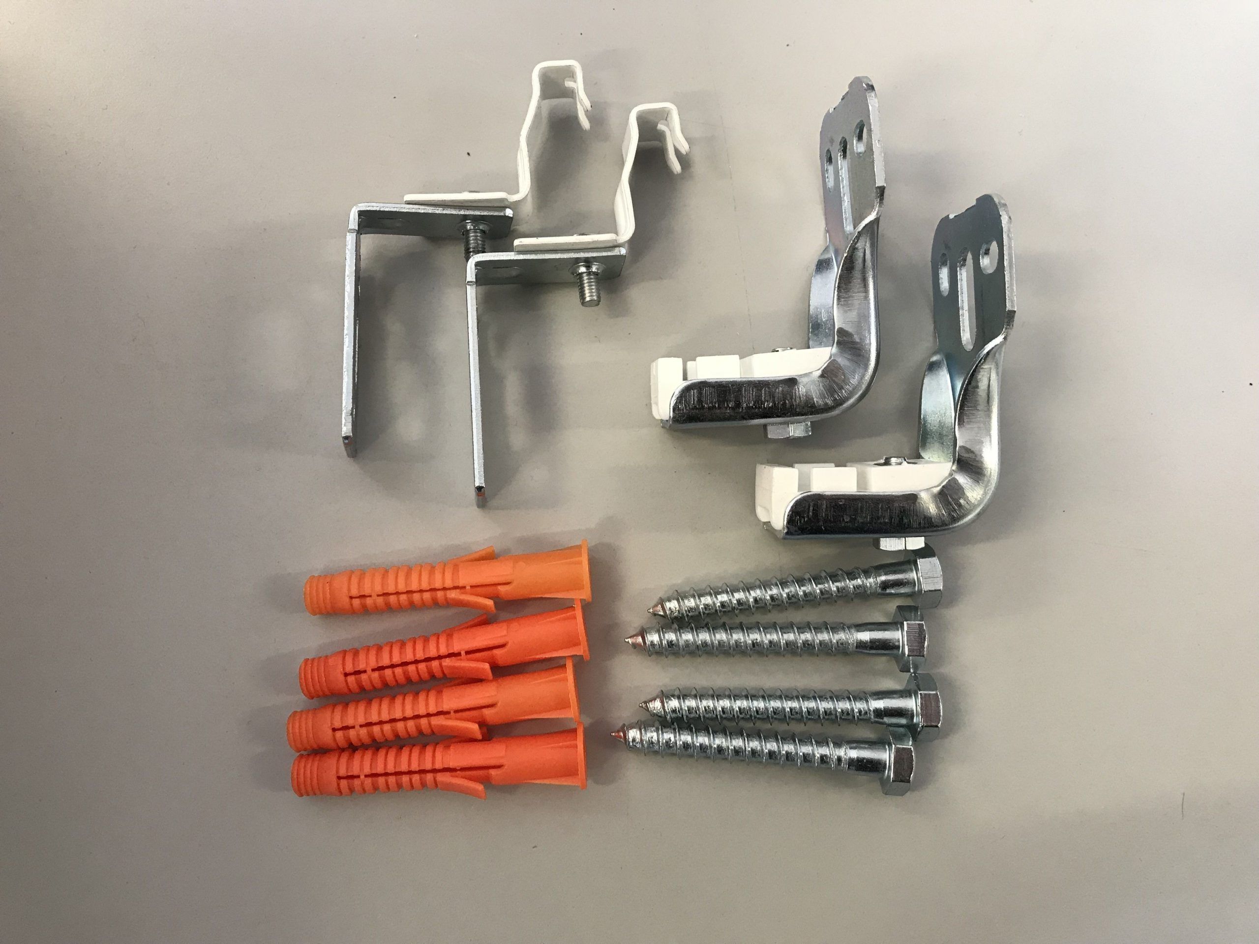 Universele radiator beugels set